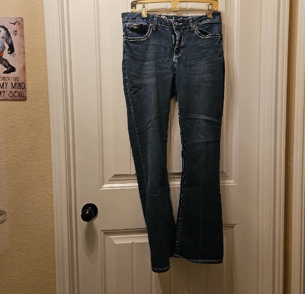 Wrangler Women’s Dark Indigo Boot Cut Jeans - Picture 2 of 8